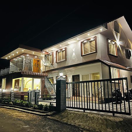 ואגאמון Baywood Cottages מראה חיצוני תמונה